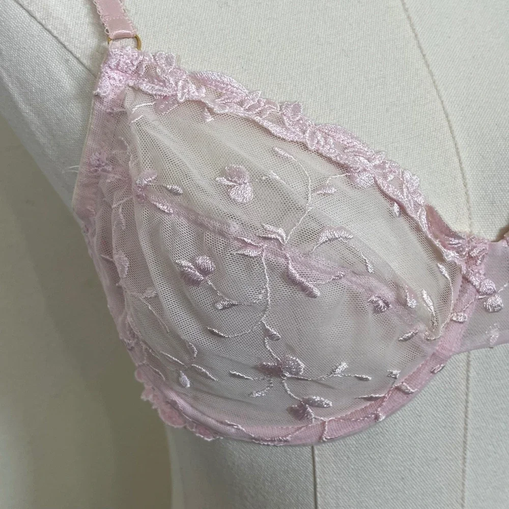 Vintage Secret Treasures Bra 36C Pink Floral Embroidered Sheer‎ Mesh Unlined
